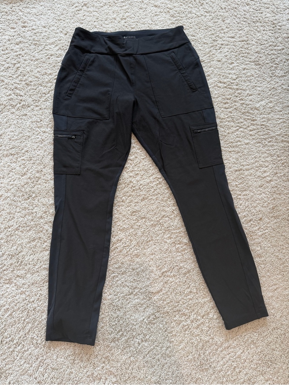 Athleta Headlands Hybrid High Rise Cargo Pants Black - Size 12